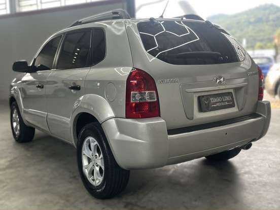 HYUNDAI-TUCSON-2.0 MPFI GL 16V 142CV 2WD GASOLINA 4P MANUAL HYUNDAI-TUCSON-2011
