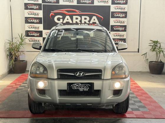 HYUNDAI TUCSON 2.0 MPFI GLS 16V 143CV 2WD GASOLINA 4P AUTOMÁTICO