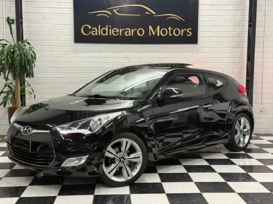 HYUNDAI-VELOSTER-2012