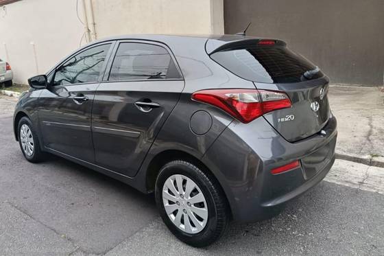 HYUNDAI HB20 1.0 UNIQUE 12V FLEX 4P MANUAL