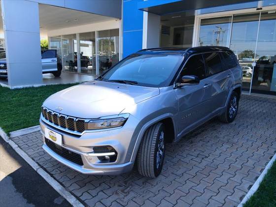 JEEP COMMANDER 1.3 T270 TURBO FLEX OVERLAND AT6