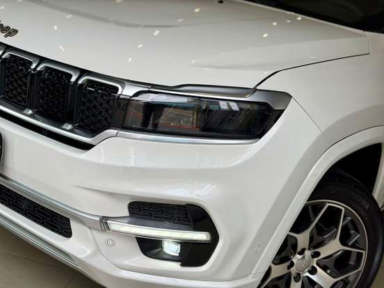 JEEP-COMMANDER-2022