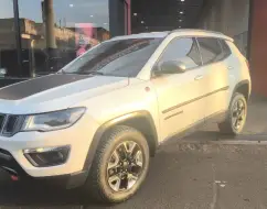JEEP COMPASS 2.0 16V DIESEL TRAILHAWK 4X4 AUTOMÁTICO JEEP COMPASS 2.0 16V DIESEL TRAILHAWK 4X4 AUTOMÁTICO