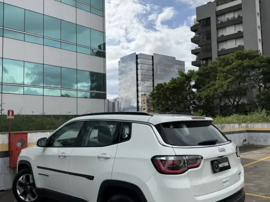 JEEP-COMPASS-2.0 16V FLEX LONGITUDE AUTOMÁTICO JEEP-COMPASS-2019