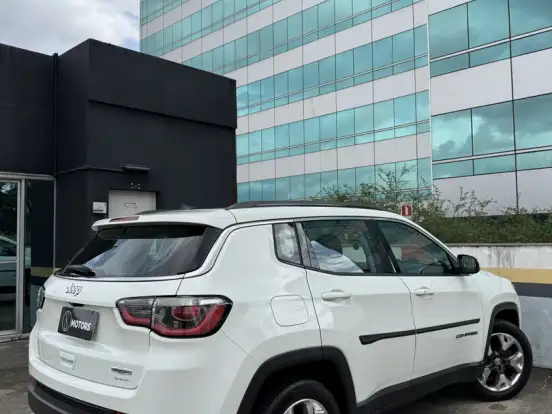 JEEP-COMPASS-2.0 16V FLEX LONGITUDE AUTOMÁTICO JEEP-COMPASS-2019