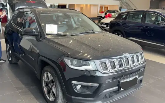 JEEP-COMPASS-2.0 16V FLEX LONGITUDE AUTOMÁTICO JEEP-COMPASS-2018