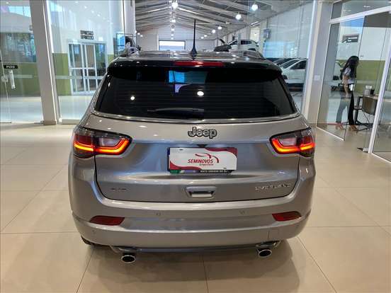 JEEP-COMPASS-2024