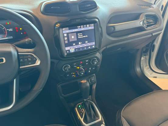 JEEP-RENEGADE-2024