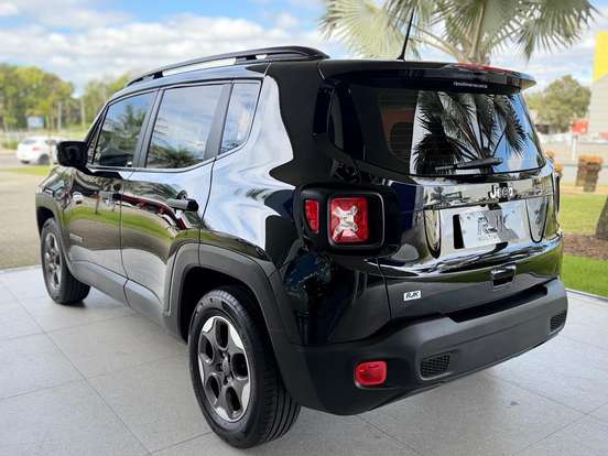 JEEP-RENEGADE-1.8 16V FLEX 4P AUTOMÁTICO JEEP-RENEGADE-2020
