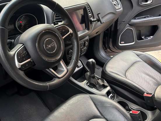 JEEP-COMPASS-2.0 16V FLEX LONGITUDE AUTOMÁTICO JEEP-COMPASS-2018