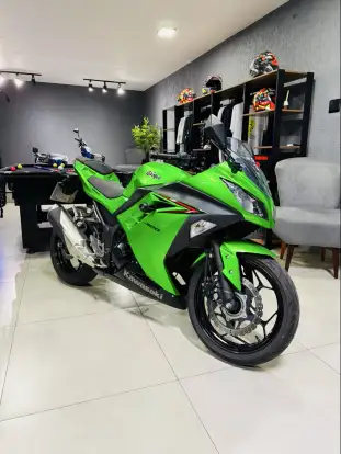 KAWASAKI-NINJA 300-2023