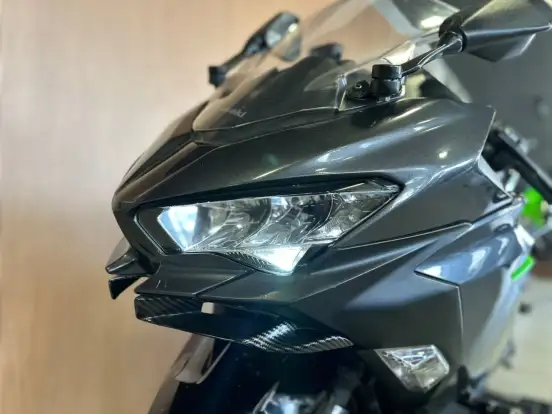 KAWASAKI-NINJA 400-2019
