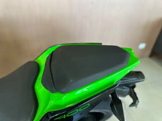 KAWASAKI-NINJA 400-2019