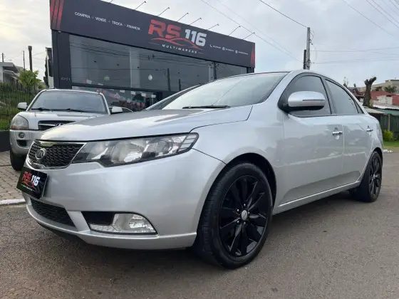 KIA CERATO 1.6 SX3 16V GASOLINA 4P AUTOMÁTICO