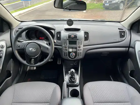 KIA-CERATO-1.6 SX3 16V GASOLINA 4P AUTOMÁTICO KIA-CERATO-2012