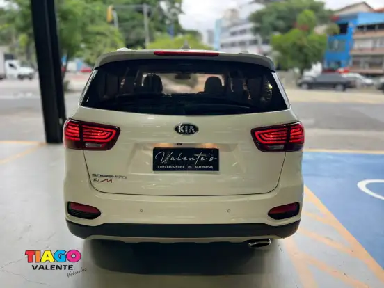 KIA-SORENTO-2018