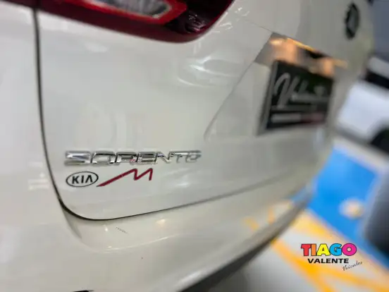 KIA-SORENTO-2018