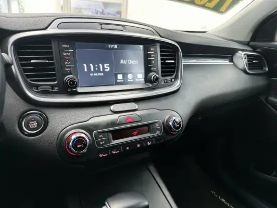 KIA-SORENTO-2.4 16V GASOLINA EX 7L AUTOMÁTICO KIA-SORENTO-2019