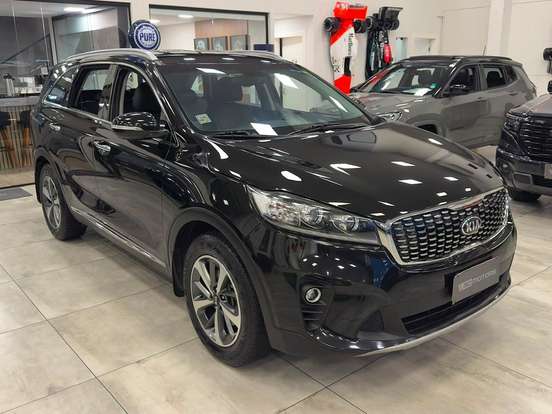 KIA-SORENTO-2.4 16V GASOLINA EX 7L AUTOMÁTICO KIA-SORENTO-2018