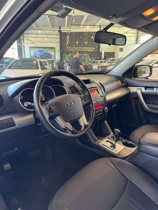 KIA-SORENTO-2012