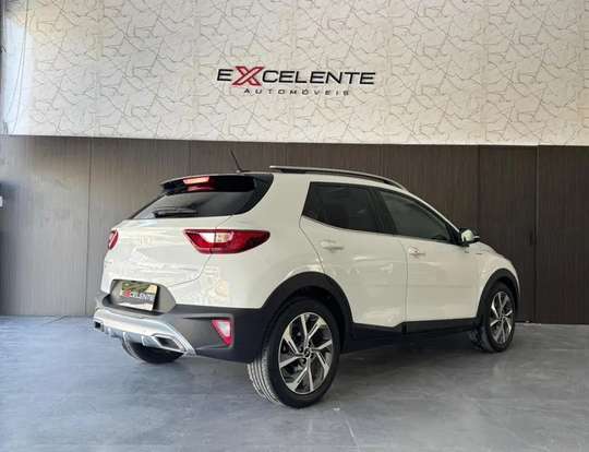 KIA-STONIC-2022