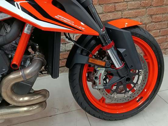 KTM-1290 SUPER DUKE R-2022