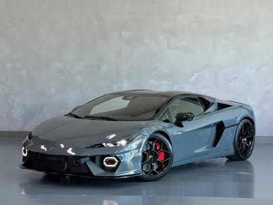 LAMBORGHINI TEMERARIO 4.0 V8 TURBO PHEV AUTOMÁTICO
