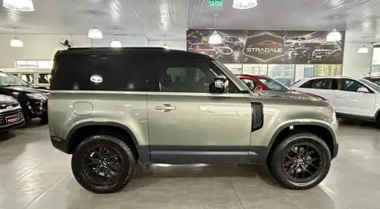 LAND ROVER-DEFENDER-2021