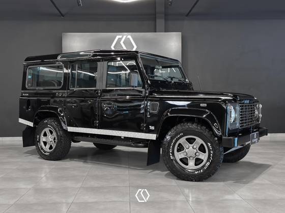LAND ROVER DEFENDER 2.5 STD 110 4X4 TURBO DIESEL 4P MANUAL