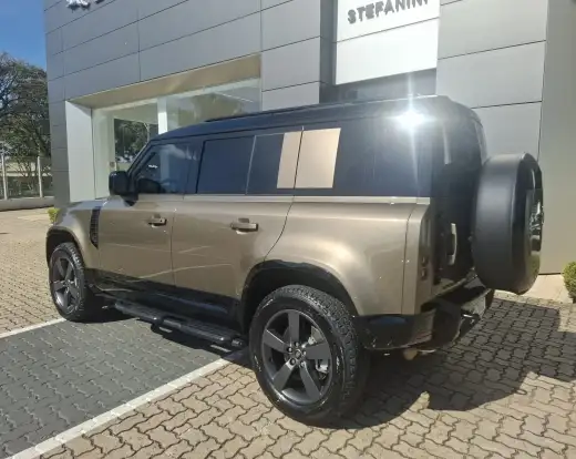 LAND ROVER-DEFENDER-2024