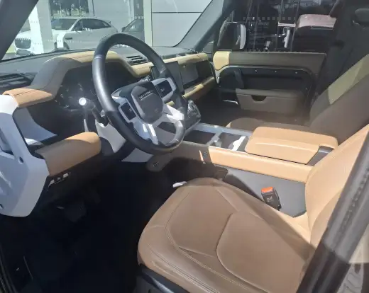 LAND ROVER-DEFENDER-2024