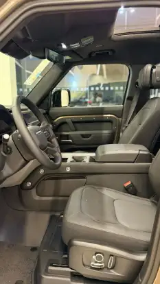 LAND ROVER-DEFENDER-2026