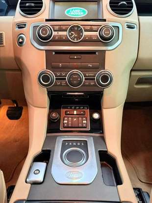 LAND ROVER-DISCOVERY-2015