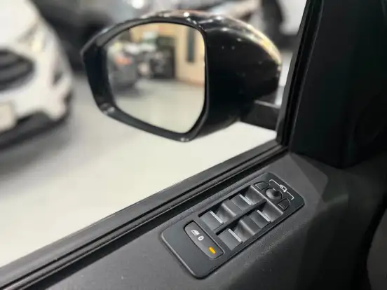 LAND ROVER-DISCOVERY SPORT-2019