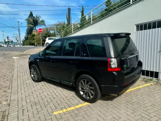 LAND ROVER-FREELANDER-3.2 S 6 CILINDROS 24V GASOLINA 4P AUTOMÁTICO LAND ROVER-FREELANDER-2011