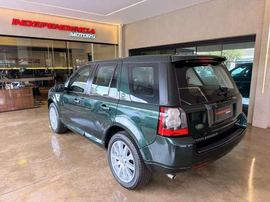 LAND ROVER-FREELANDER-3.2 HSE 6 CILINDROS 24V GASOLINA 4P AUTOMÁTICO LAND ROVER-FREELANDER-2010