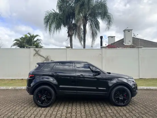 LAND ROVER-RANGE ROVER EVOQUE-2.0 SE 4WD 16V FLEX 4P AUTOMÁTICO LAND ROVER-RANGE ROVER EVOQUE-2018