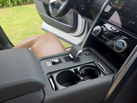 LAND ROVER-DISCOVERY-3.0 D300 TURBO DIESEL HSE AUTOMÁTICO LAND ROVER-DISCOVERY-2021