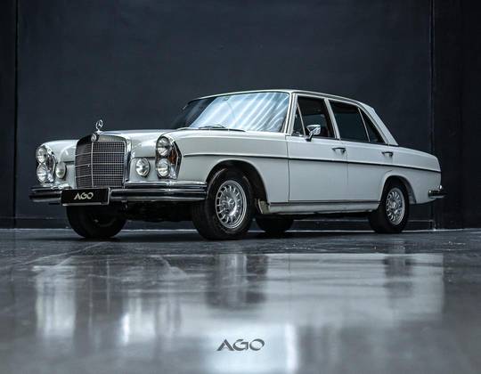 MERCEDES-BENZ 280 SE 3.5 V8 GASOLINA 4P AUTOMÁTICO