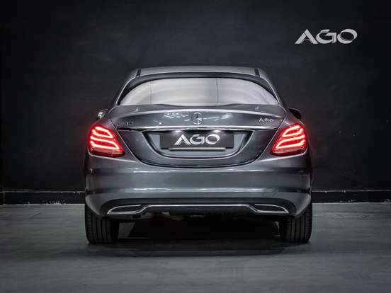 MERCEDES-BENZ-C 180-1.6 CGI AVANTGARDE 16V TURBO GASOLINA 4P AUTOMÁTICO MERCEDES-BENZ-C 180-2017