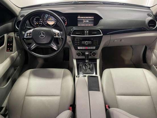 MERCEDES-BENZ-C 180-1.8 CGI CLASSIC 16V GASOLINA 4P AUTOMÁTICO MERCEDES-BENZ-C 180-2011