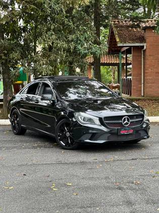 MERCEDES-BENZ CLA 200 1.6 FIRST EDITION TURBO GASOLINA 4P AUTOMATIZADO