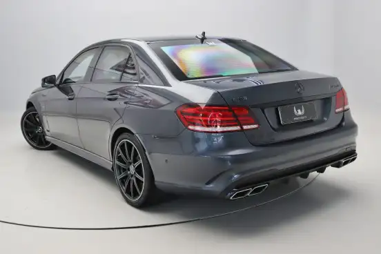 MERCEDES-BENZ-E 63 AMG-2013