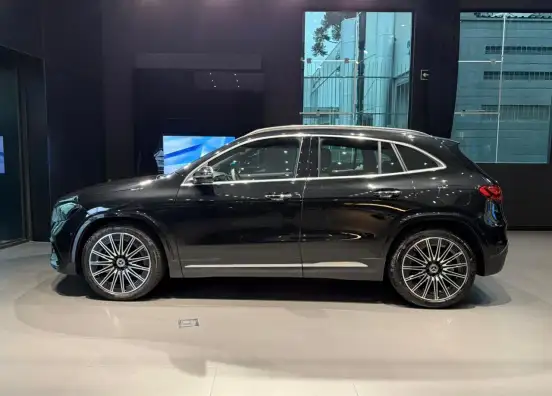 MERCEDES-BENZ-GLA 200-1.3 MHEV AMG LINE 7G-DCT MERCEDES-BENZ-GLA 200-2025