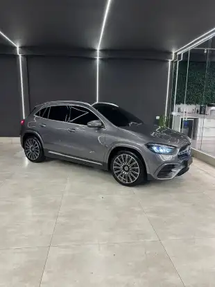 MERCEDES-BENZ-GLA 200-2025
