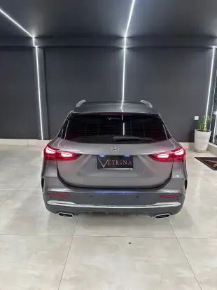 MERCEDES-BENZ-GLA 200-2025