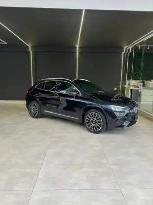 MERCEDES-BENZ-GLA 200-2025