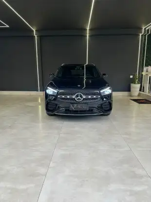 MERCEDES-BENZ-GLA 200-2025