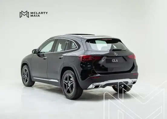 MERCEDES-BENZ-GLA 200-2026