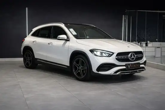 MERCEDES-BENZ-GLA 200-2025